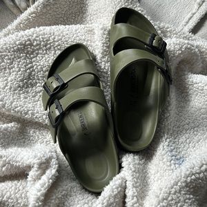 Birkenstock Arizona Essentials OLIVE Size 37